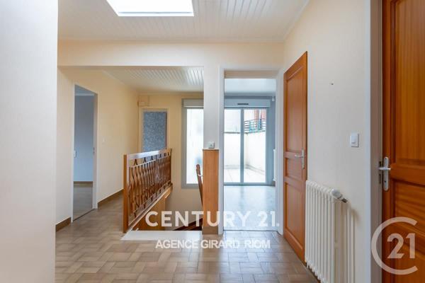 Appartement F4 à vendre  4 pièces - 105 m2 CHATEL GUYON - 63