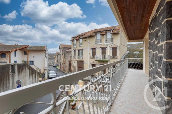 Appartement F4 à vendre  4 pièces - 105 m2 CHATEL GUYON - 63