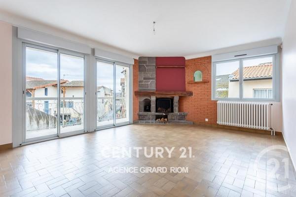 Appartement F4 à vendre  4 pièces - 105 m2 CHATEL GUYON - 63
