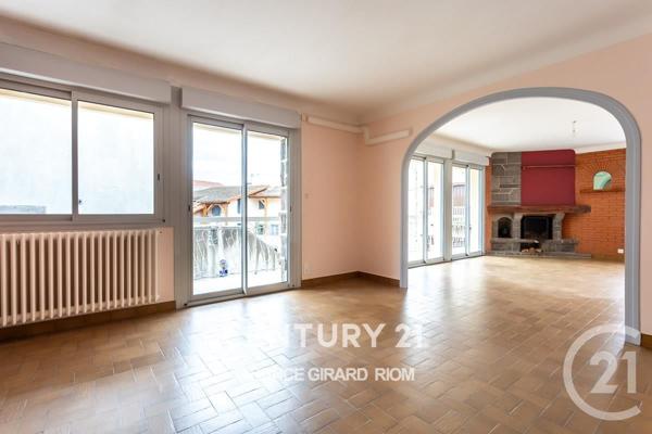 Appartement F4 à vendre  4 pièces - 105 m2 CHATEL GUYON - 63