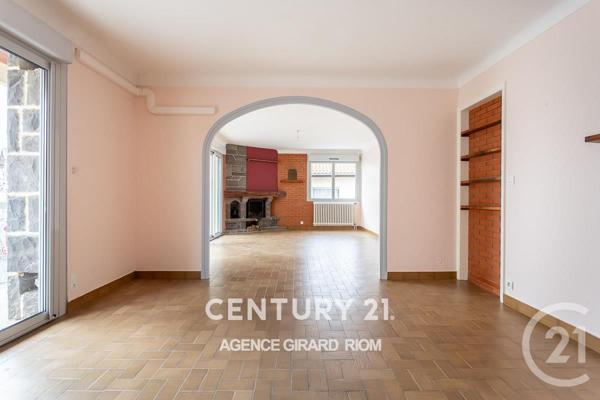 Appartement F4 à vendre  4 pièces - 105 m2 CHATEL GUYON - 63