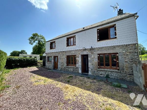 Belle maison en pierre