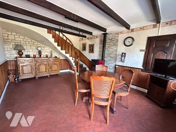 Belle maison en pierre