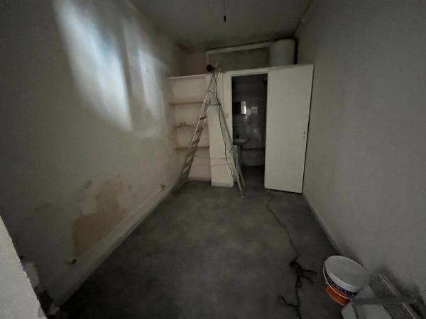 Vente                                                      Appartement
                        
                     3 pièces                      46 m2                     à Perpignan