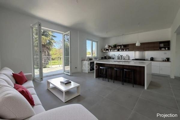 Beau T3 rénové avec grand balcon