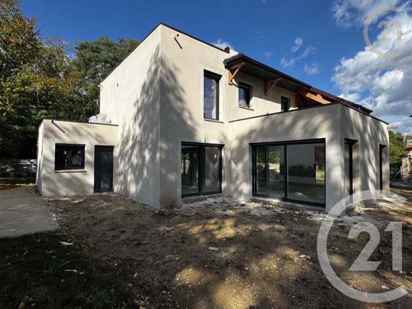 Maison à vendre  6 pièces - 180,30 m2 PRINGY - 77