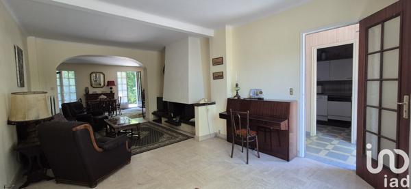 House for sale 8 rooms 160 m² Saint-Fargeau-Ponthierry