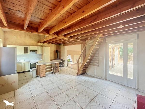 Maison 276 120 € Verneuil-sur-Vienne 6 p 141 m² DPE C