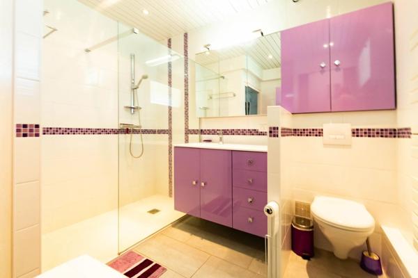 Vente                                                      Maison
                        
                     4 pièces                      96 m2                     à Aulnat