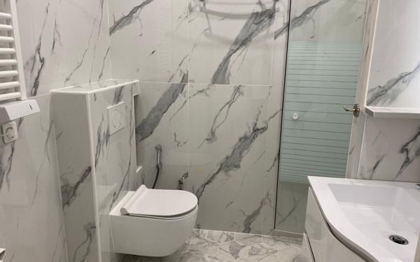 Appartement à vendre    3 pièces • 77 m2 Nice