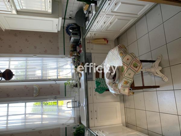 Maison 6 pièces - 165 m² Exclusivité efficity