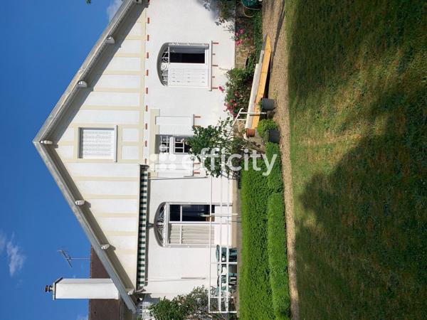 Maison 6 pièces - 165 m² Exclusivité efficity