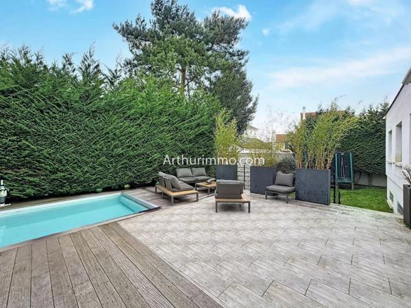 Vente Maison 8 pièces 226 m2 à Yerres