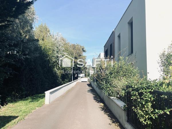 Un havre de paix  – T3 en rez-de-chaussée avec terrasse, cave et parking !