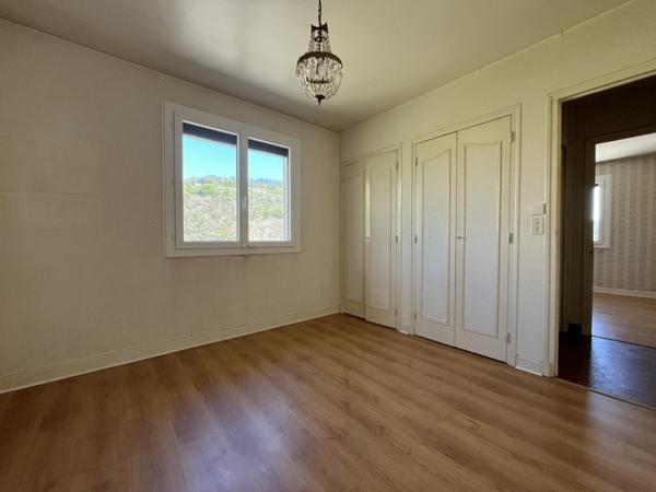 Maison à vendre 108 600 € Tulle 5 p 111 m² DPE E