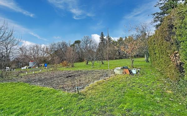 Terrain à vendre    Riom