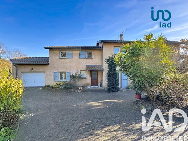 Maison à vendre 10 pièces 200 m² Chuyer