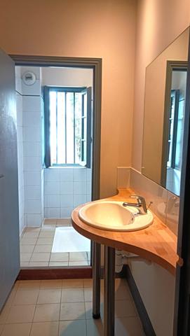 Carcassonne (11000) SUPERBE T4 EN DUPLEX DE 117M² + DEPENDANCE DE 166M² + JARDIN DE 180 M²