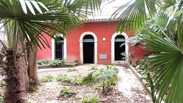 Carcassonne (11000) SUPERBE T4 EN DUPLEX DE 117M² + DEPENDANCE DE 166M² + JARDIN DE 180 M²