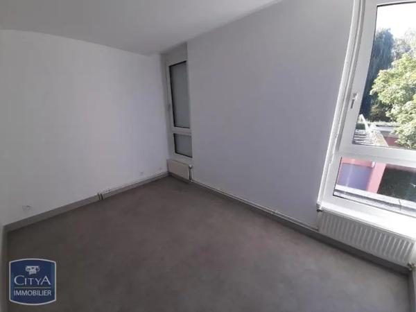 Appartement à louer 4 pièces 105m²