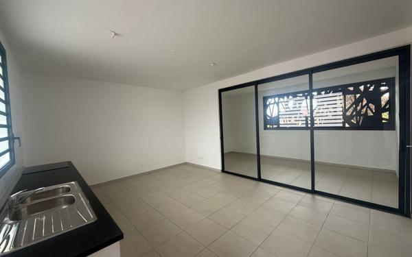 Appartement à louer    1 pièce • 28,14 m2 Cayenne