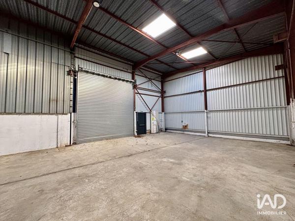 Location hangar 260 m² Orange