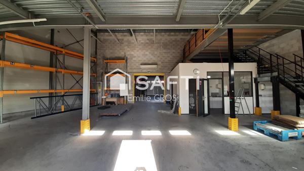 Local commercail sur 2 niveaux de 278m²