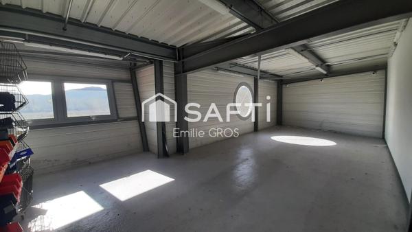Local commercail sur 2 niveaux de 278m²