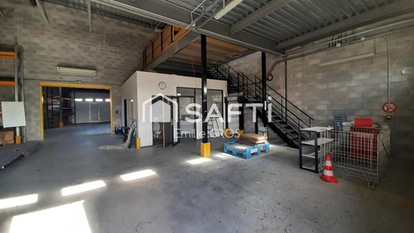 Local commercail sur 2 niveaux de 278m²