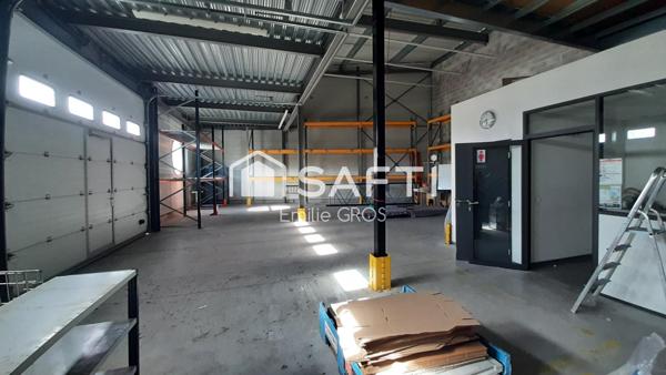 Local commercail sur 2 niveaux de 278m²