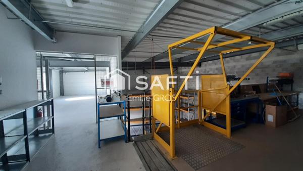 Local commercail sur 2 niveaux de 278m²