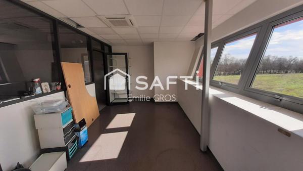 Local commercail sur 2 niveaux de 278m²