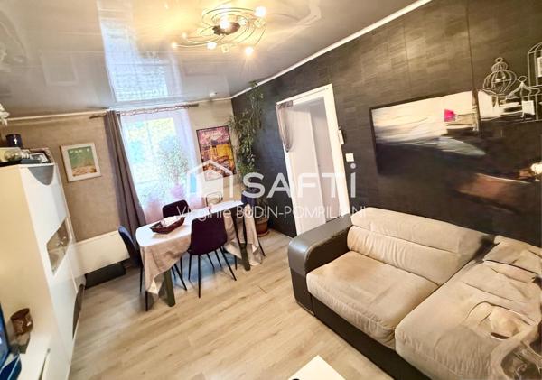 Maison de village mitoyenne des 2 côtés; 3 chambres