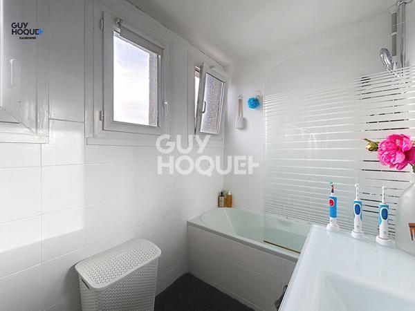 Appartement 5 pièces - 3 chambres - 6 minutes gare ERMONT HALTE - BOX et cave.