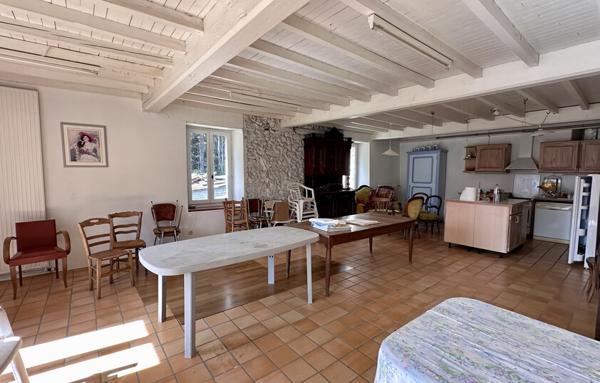 Maison de 354 m²