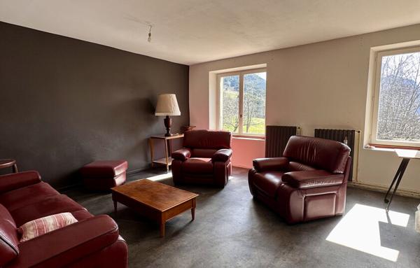 Maison de 354 m²