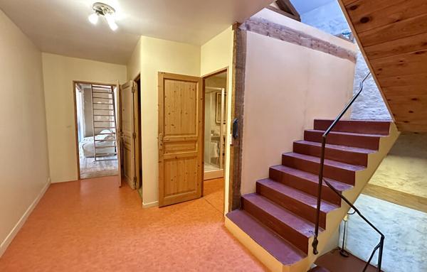 Maison de 354 m²