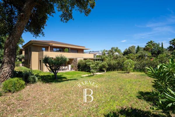 Grimaud, Appartement 3 Chambres -  90 m² à vendre