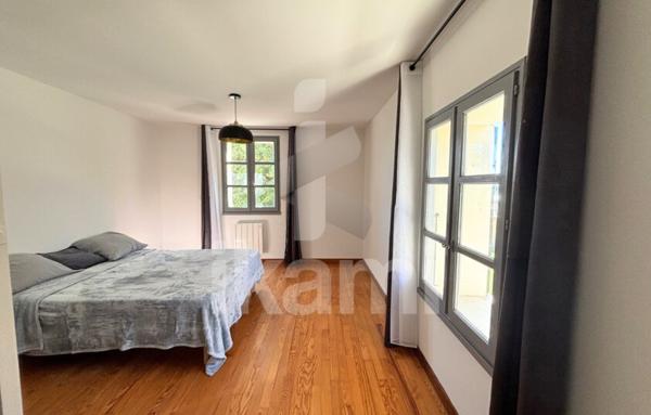 Grande maison 180 m2 sur terrain arboré avec piscine   Chanos-Curson