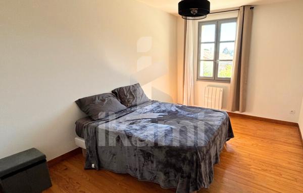 Grande maison 180 m2 sur terrain arboré avec piscine   Chanos-Curson