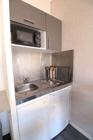 EXCLUSIVITE - A LOUER - Studio meublé en hyper centre-ville de Caen face au théâtre