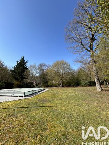 Maison à vendre 6 pièces 145 m² Saint-Florent-sur-Cher