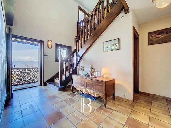 Thonon-les-Bains, Maison 7 Chambres -  300 m² à vendre