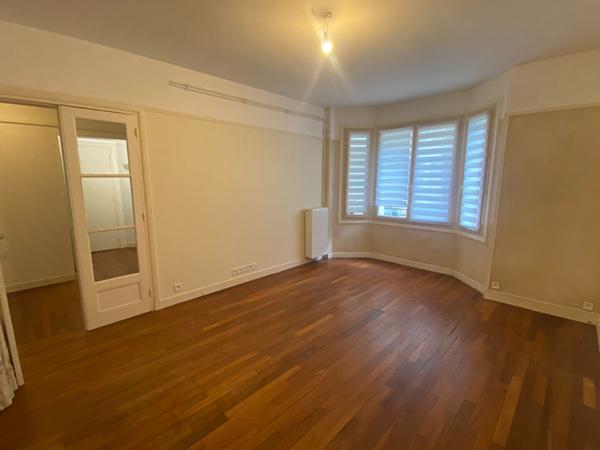 À louer : Appartement 2 pièces à Viroflay, Rive Gauche