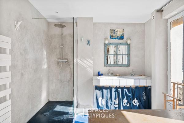 Maison singulière avec jardin au coeur d’une villa privée