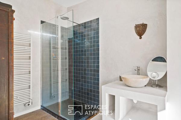 Maison singulière avec jardin au coeur d’une villa privée