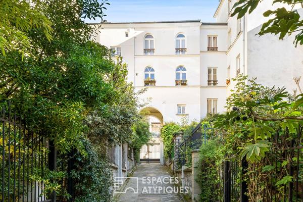 Maison singulière avec jardin au coeur d’une villa privée