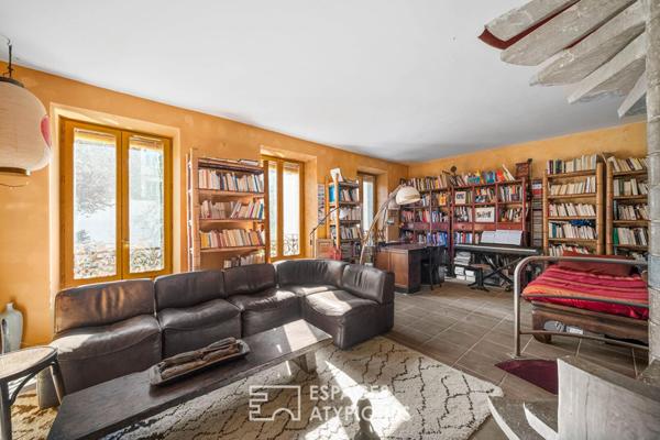 Maison singulière avec jardin au coeur d’une villa privée