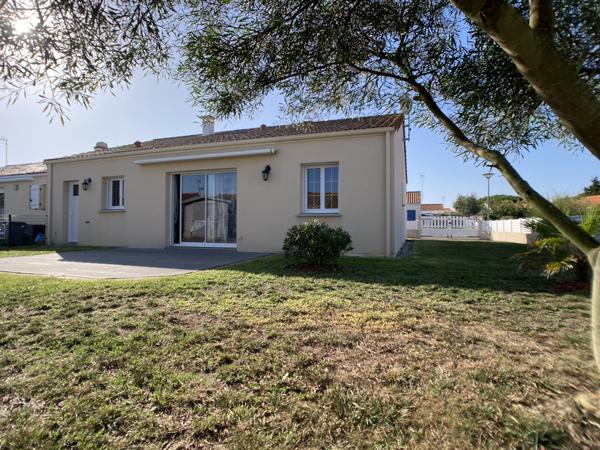 Maison 3 chambres de 2012 idéalement située