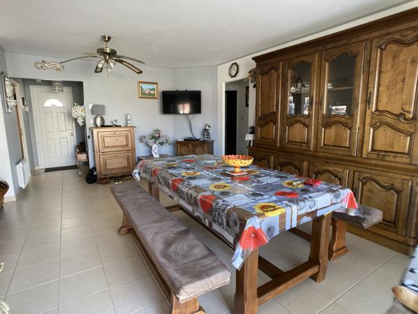 Maison 3 chambres de 2012 idéalement située